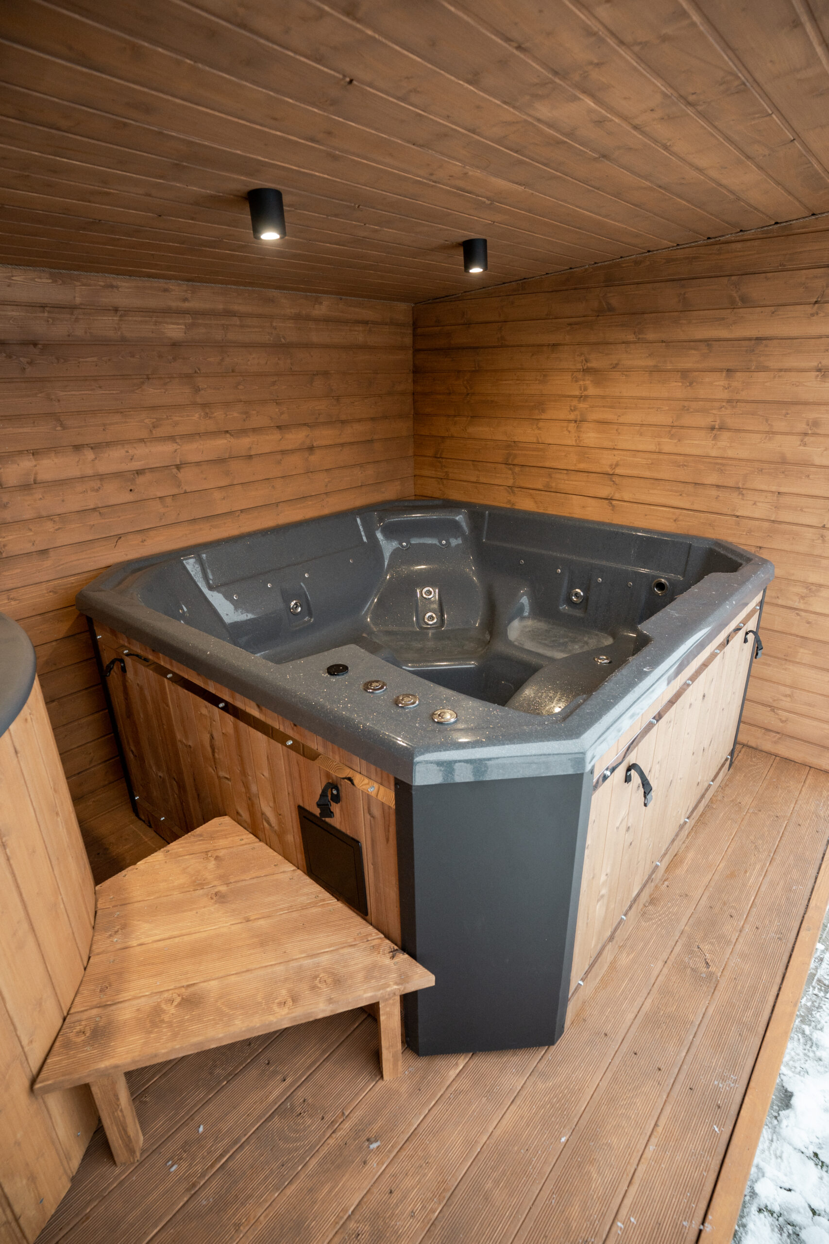 Jacuzzi kwadratowe XL - obrazek 5